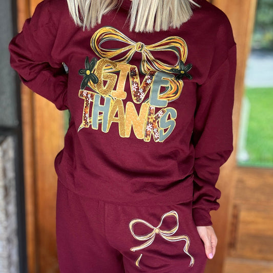 Give Thanks Bow Sweat Set