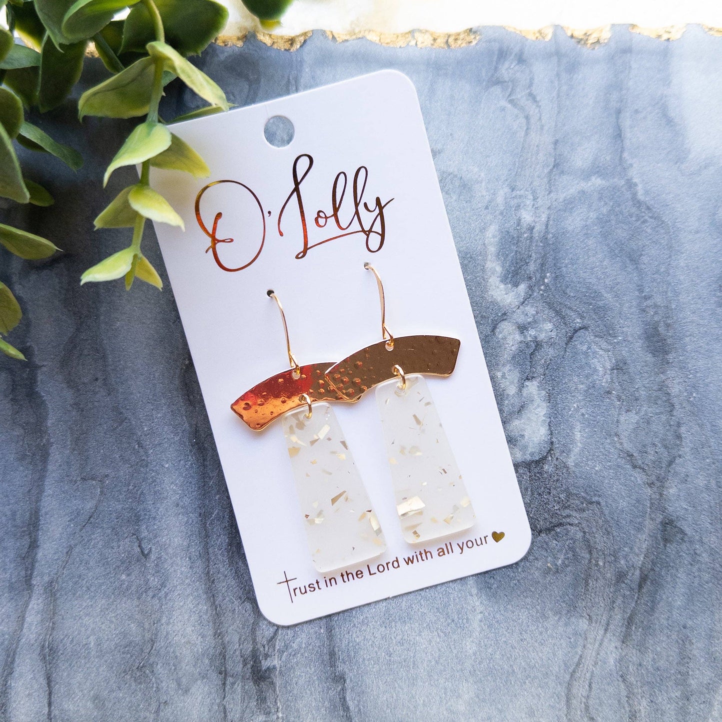 Gold Hammered Connector w/Gold Flake Dangle Earrings